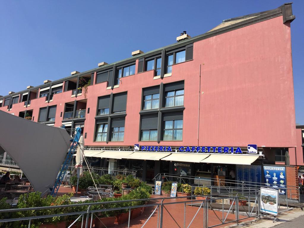 Sull'Acqua Del Porto Antico Apartment Genoa Exterior photo